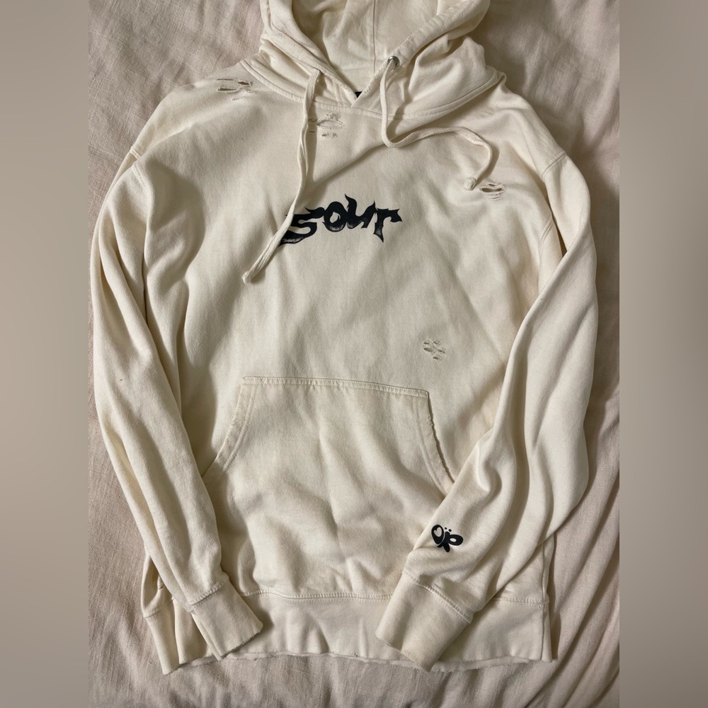 olivia rodrigo sour tour butterfly distressed hoodie